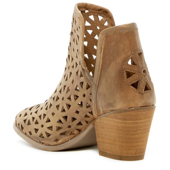 Musse & Cloud Athena Laser Cut Leather Bootie NEW - Picture 2 of 10